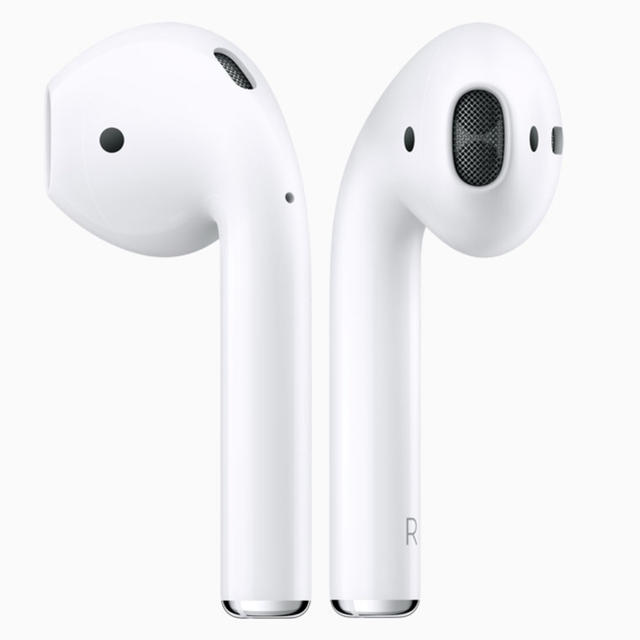 Apple(アップル)のAirPods スマホ/家電/カメラのオーディオ機器(ヘッドフォン/イヤフォン)の商品写真