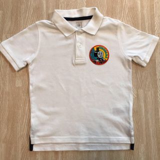 ギャップキッズ(GAP Kids)のGAP キッズ 白のポロシャツ トーマスワッペン付(Tシャツ/カットソー)