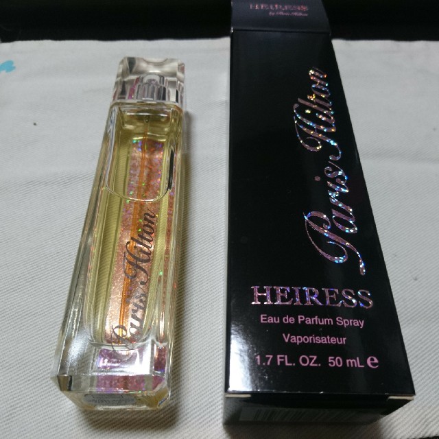 Paris Hilton(パリスヒルトン)のyui.ena様‪‪☺︎‬パリスヒルトン エアレス オーデパルファム 50ml コスメ/美容の香水(香水(女性用))の商品写真