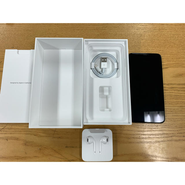 スマートフォン本体iPhone XS Max スペースグレー　256GB