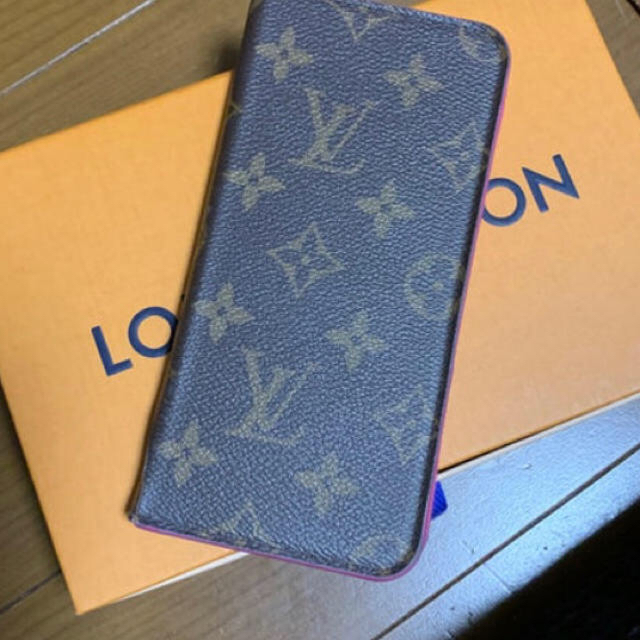 LOUIS VUITTON - VUITTON  スマフォケースの通販