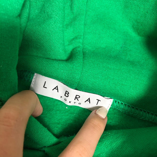 LABRAT(ラブラット)のlabrat tokyo フーディーパーカー レディースのトップス(パーカー)の商品写真