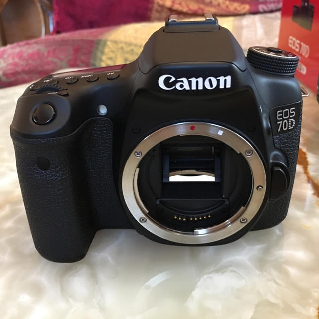 大幅値引き/Canon EOS 70D  ダブルレンズ/極上美品/2ヶ月保証有