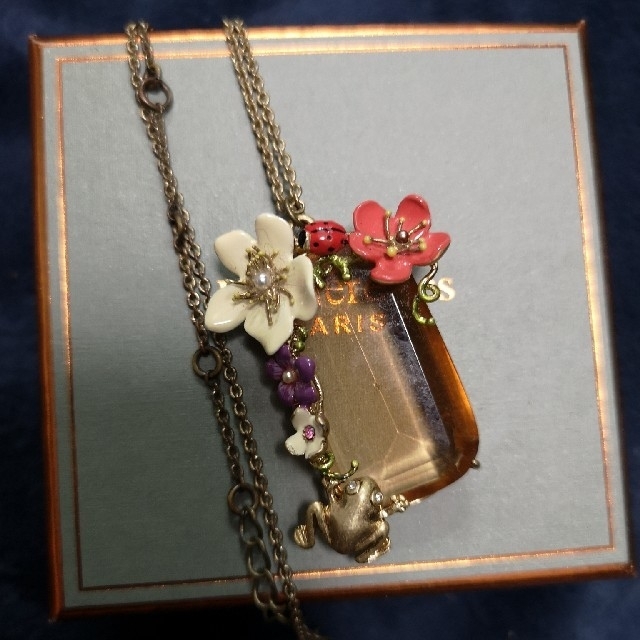 Les Nereides(レネレイド)のLes Nereides　necklace レディースのアクセサリー(ネックレス)の商品写真