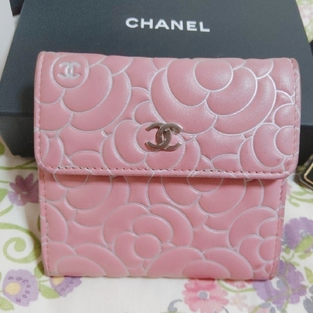 CHANEL カメリア　二つ折り財布