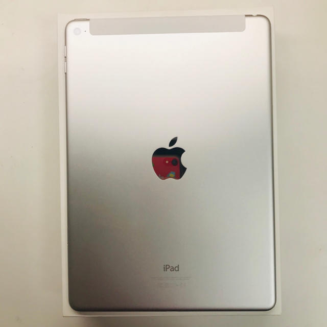 Apple商品名iPad Air 2 Wi-Fi+Cellular 64GB 純正カバー付