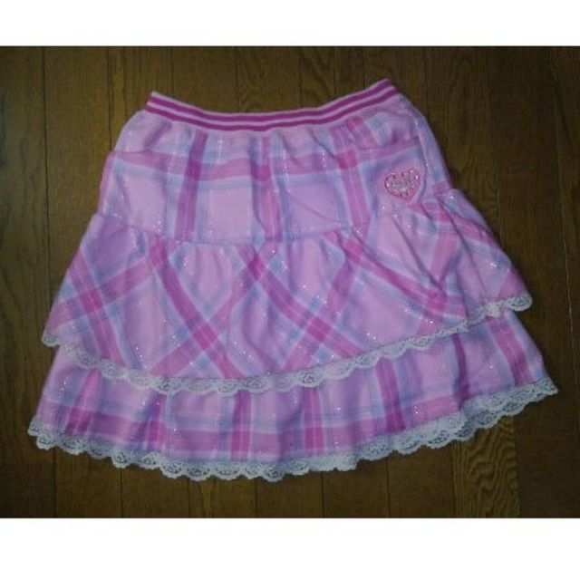 西松屋(ニシマツヤ)の送料込　子ども　スカート キッズ/ベビー/マタニティのキッズ服女の子用(90cm~)(スカート)の商品写真