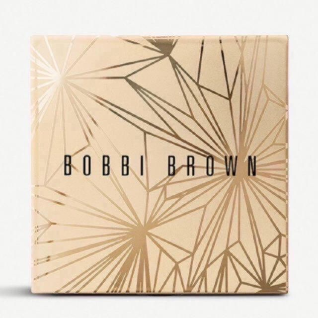 BOBBI BROWN(ボビイブラウン)の【箱入り新品】ボビイブラウン●2019ホリデー限定パウダー コスメ/美容のベースメイク/化粧品(フェイスカラー)の商品写真