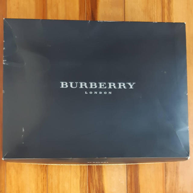 BURBERRY(バーバリー)のBURBERRY ウール毛布 インテリア/住まい/日用品の寝具(毛布)の商品写真