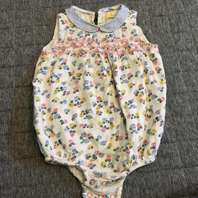 Boden(ボーデン)のbaby boden 6-12M 襟付きロンパース  80 キッズ/ベビー/マタニティのベビー服(~85cm)(ロンパース)の商品写真