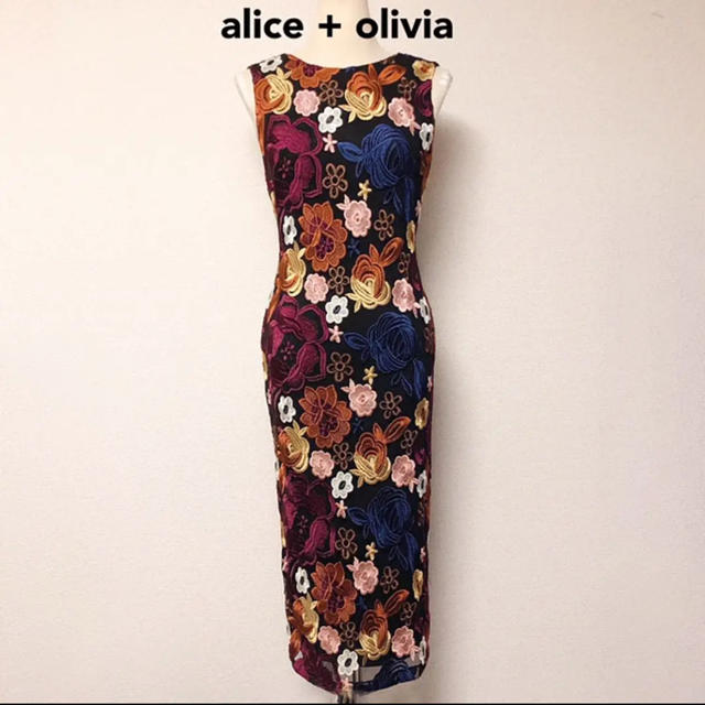 日本未発売！Alice and Olivia 花柄 刺繍 ワンピースワンピース