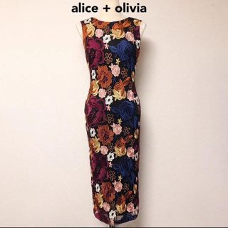アリスアンドオリビア(Alice+Olivia)のアリスアンドオリビア  花柄 刺繍 ワンピース ロング タイト インポート S(ロングワンピース/マキシワンピース)