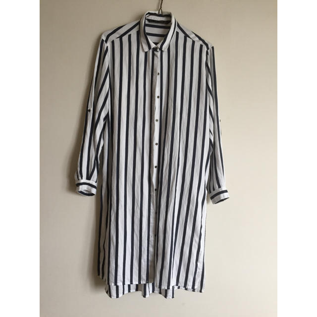 ZARA(ザラ)のザラ ロングシャツワンピース M レディースのトップス(シャツ/ブラウス(長袖/七分))の商品写真