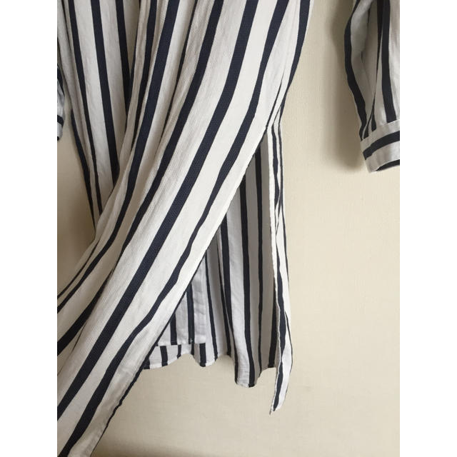 ZARA(ザラ)のザラ ロングシャツワンピース M レディースのトップス(シャツ/ブラウス(長袖/七分))の商品写真