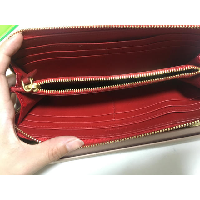 miumiu(ミュウミュウ)のミュウミュウ 財布 赤 リボン メンズのファッション小物(長財布)の商品写真