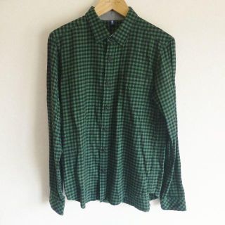 ユニクロ(UNIQLO)の【美品】160 ユニクロ　チェックシャツ　グリーン(ブラウス)