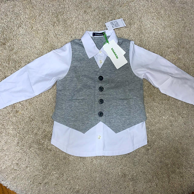 kladskap(クレードスコープ)の新品　kladskap シャツ フォーマル　100 キッズ/ベビー/マタニティのキッズ服男の子用(90cm~)(Tシャツ/カットソー)の商品写真