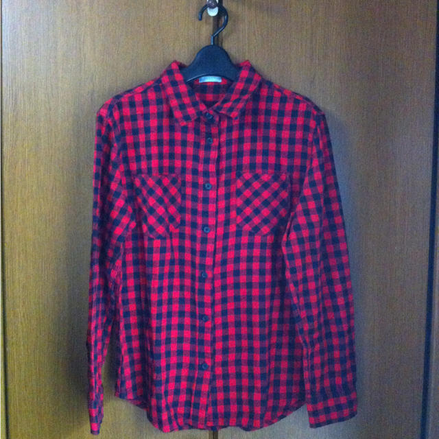 GU(ジーユー)のgu チェックシャツ レディースのトップス(シャツ/ブラウス(長袖/七分))の商品写真