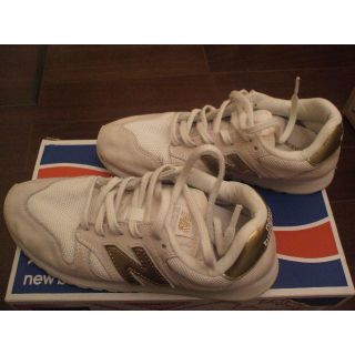 ニューバランス(New Balance)のNew　Balance　WL520　23.5㎝(スニーカー)