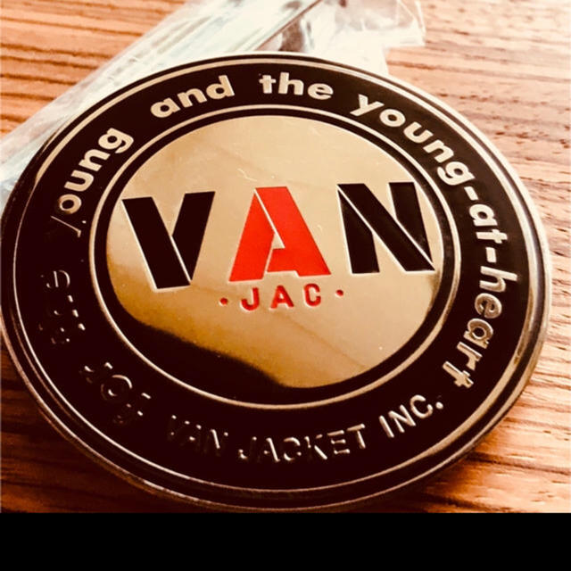 VAN Jacket - VANの正規品カーグリルバッジ 貴重なブラック VAN Jacket - VANの正規品カーグリルバッジ 貴重なブラック