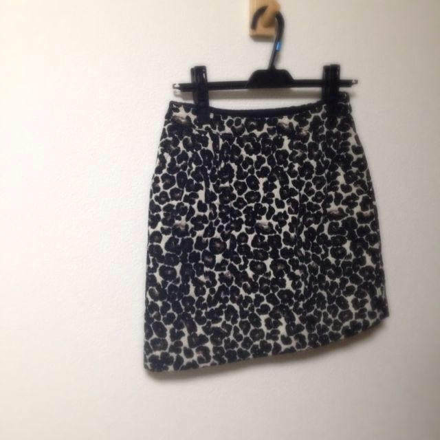 Rie Miller(リエミラー)のレオパードスカート レディースのスカート(ひざ丈スカート)の商品写真