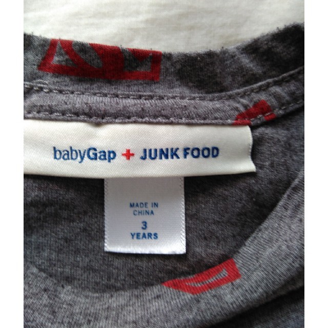 babyGAP(ベビーギャップ)のbabyGap ロンT 3Y 100 キッズ/ベビー/マタニティのキッズ服男の子用(90cm~)(Tシャツ/カットソー)の商品写真