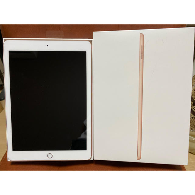 iPad 6th 32GB Wi-Fiタイプ　ゴールドタブレット