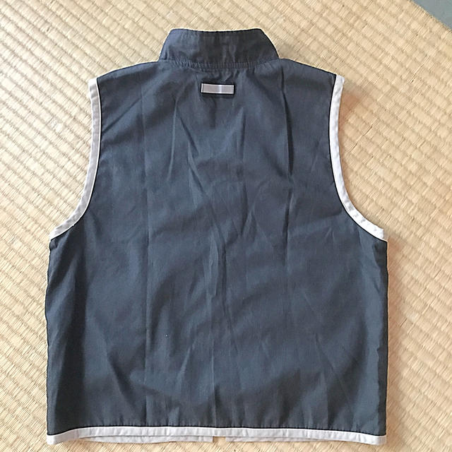 PUMA(プーマ)のpuma ベスト 120cm キッズ/ベビー/マタニティのキッズ服男の子用(90cm~)(ジャケット/上着)の商品写真