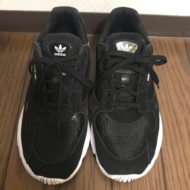 【美品】adidas アディダス ファルコン