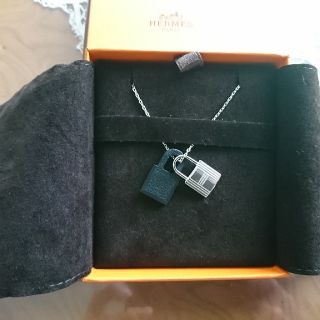 エルメス(Hermes)の再お値下げです🎶エルメス★オーケリー ネックレス  シルバー×黒(ネックレス)