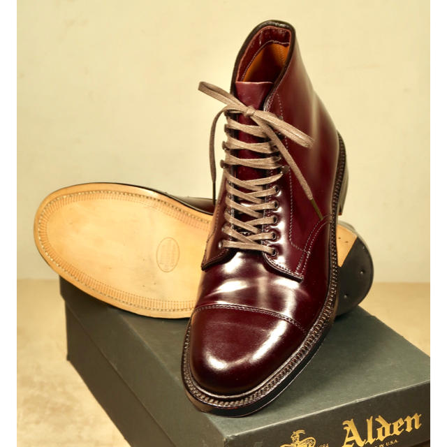 Alden(オールデン)のAlden オールデン コードバン キャップトゥブーツ 7E メンズの靴/シューズ(ブーツ)の商品写真