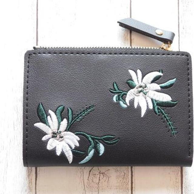 財布 ウォレット レディース  小銭入れ 人気 女性用 花柄 二つ折り財布 レディースのファッション小物(財布)の商品写真