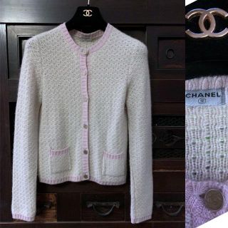 シャネル(CHANEL)のbrrry様専用　CHANEL 超美品カシミアニットカーディガン36 00059(カーディガン)