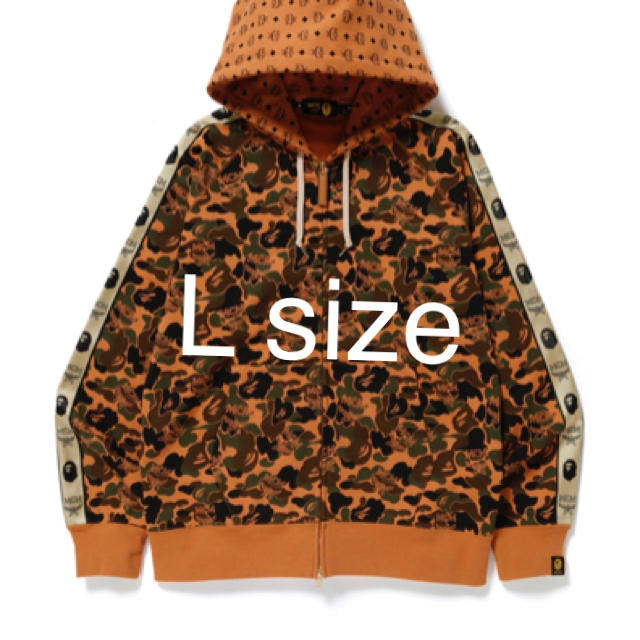 A BATHING APE(アベイシングエイプ)のMCM × BAPE® CAMO ZIP HOODIE  メンズのトップス(パーカー)の商品写真