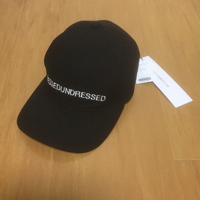 DRESSEDUNDRESSED(ドレスドアンドレスド)のDRESSEDUNDRESSED キャップ 新品未使用 メンズの帽子(キャップ)の商品写真