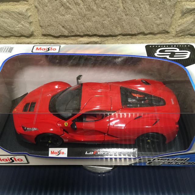 Ferrari(フェラーリ)の【新品 未開封】1/18  マイスト Maisto La Ferrari エンタメ/ホビーのおもちゃ/ぬいぐるみ(ミニカー)の商品写真