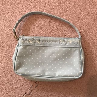 ローラアシュレイ(LAURA ASHLEY)のローラアシュレイ小型のバッグ(ポーチ)