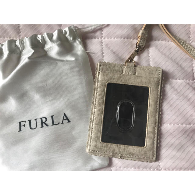 Furla(フルラ)の【未使用品】FURLA フルラ パスケース レディースのファッション小物(名刺入れ/定期入れ)の商品写真