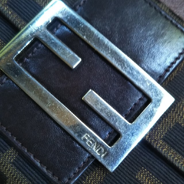 FENDI(フェンディ)のFENDI　三つ折り財布 レディースのファッション小物(財布)の商品写真