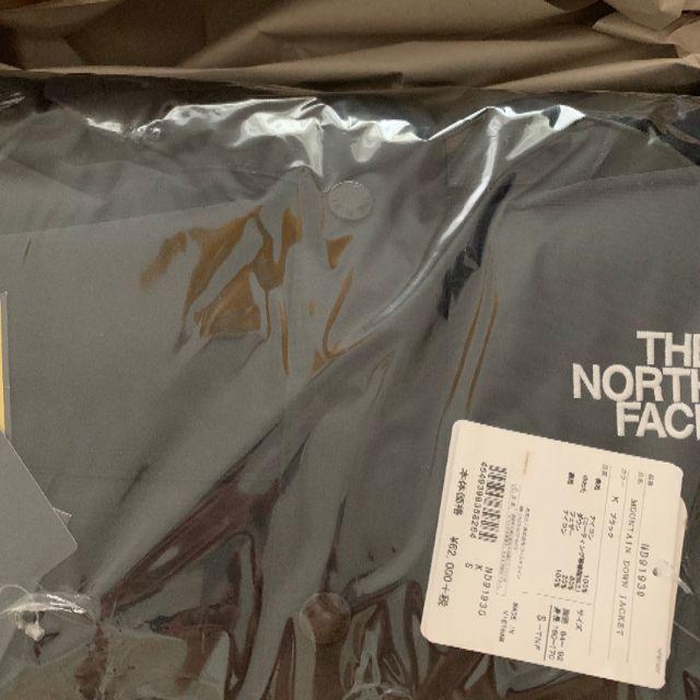 THE NORTH FACE(ザノースフェイス)のマウンテンダウンジャケット　Sサイズ メンズのジャケット/アウター(ナイロンジャケット)の商品写真
