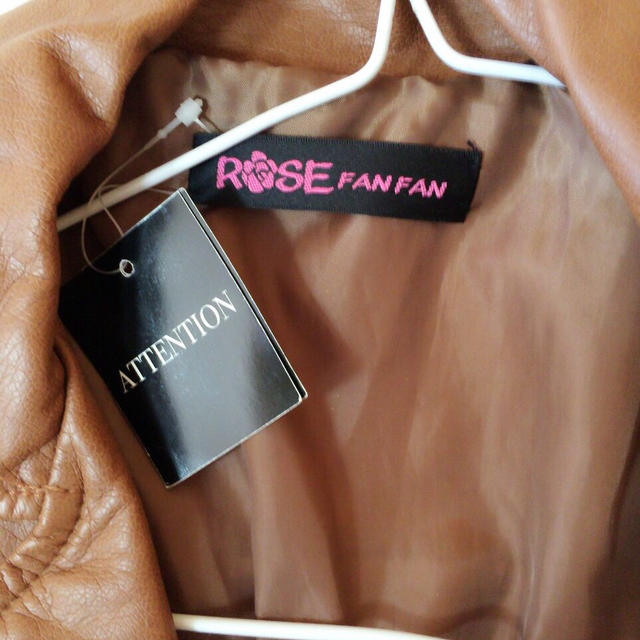 ROSE FANFAN(ローズファンファン)のROSE FAN FAN★茶色ライダース レディースのジャケット/アウター(ライダースジャケット)の商品写真