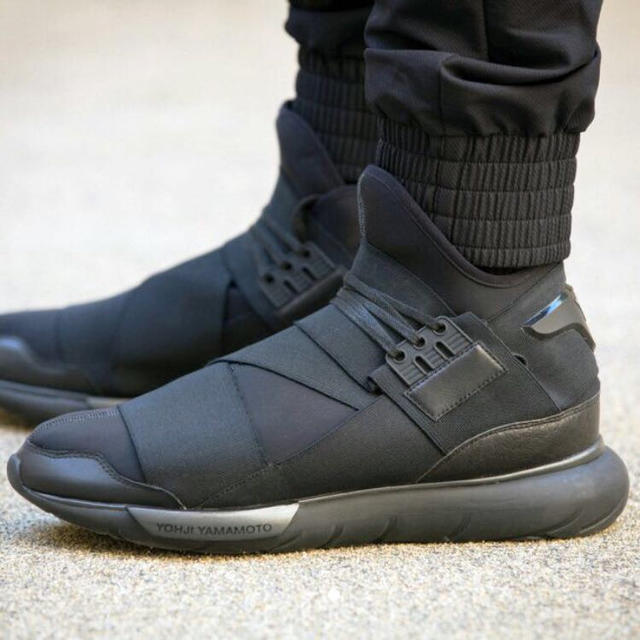 Y-3(ワイスリー)の値下げしますY-3 qasa high  メンズの靴/シューズ(スニーカー)の商品写真