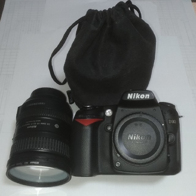 Nikon D90