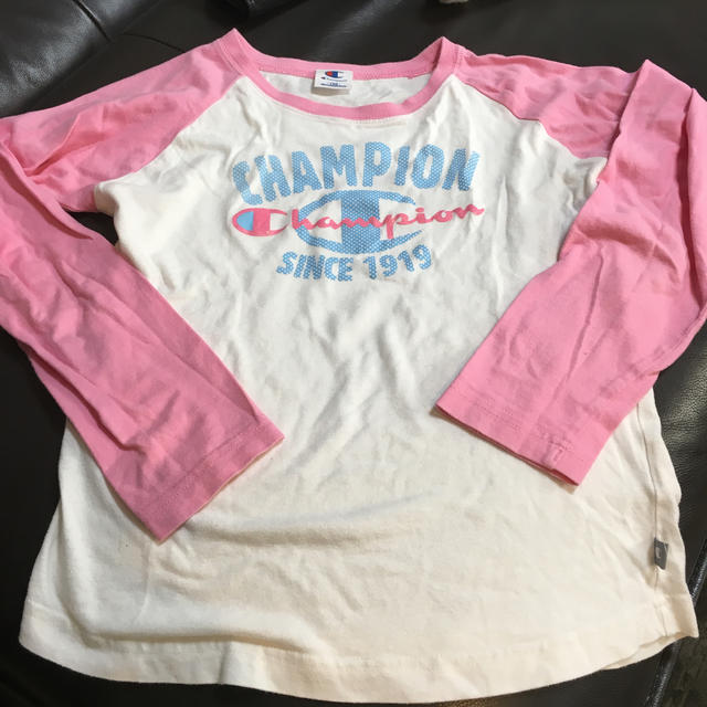 Champion(チャンピオン)のチャンピオン長袖 キッズ/ベビー/マタニティのキッズ服女の子用(90cm~)(Tシャツ/カットソー)の商品写真