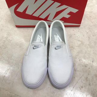 ナイキ(NIKE)のNIKE TOKI SLIP CANVAS (スニーカー)