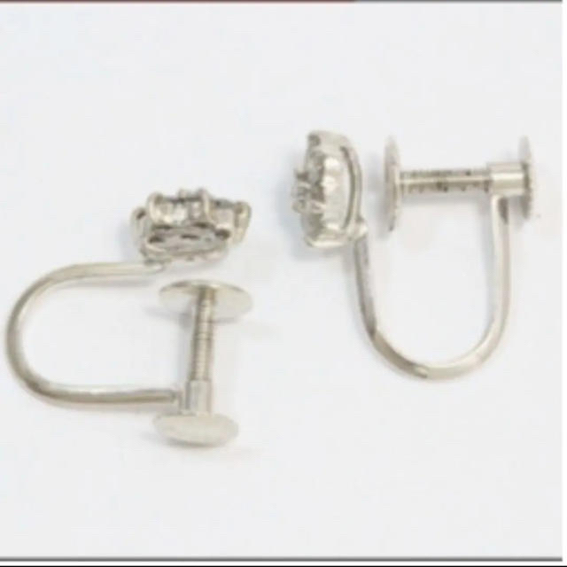 ☆美品☆ イヤリング フラワー ダイヤモンド 0.15ct プラチナ