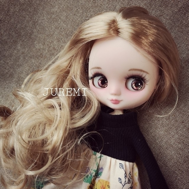 ミディブライスサイズ の アイシードール カスタム 前髪なしちゃん | フリマアプリ ラクマ