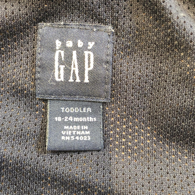 babyGAP(ベビーギャップ)のGAP ウィンドブレーカー キッズ/ベビー/マタニティのキッズ服女の子用(90cm~)(ジャケット/上着)の商品写真