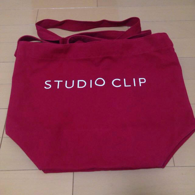 STUDIO CLIP(スタディオクリップ)のstudioCLIPロゴ入りバッグ  レディースのバッグ(ショルダーバッグ)の商品写真