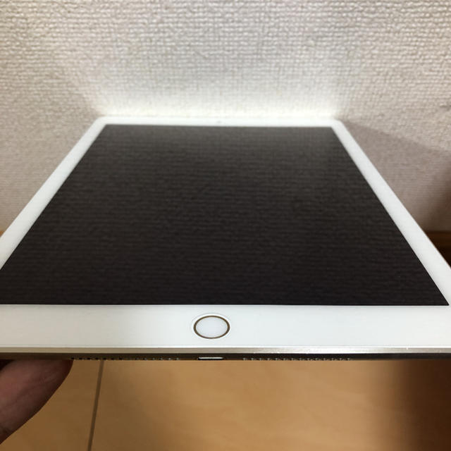 iPad(アイパッド)の週末限定値下！iPadAir2 16GB ・Wi-Fi+Cellular スマホ/家電/カメラのPC/タブレット(タブレット)の商品写真